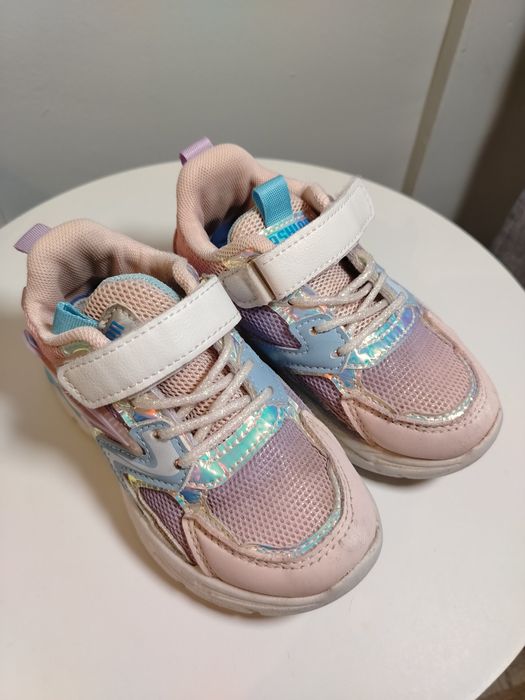 Детски маратонки момиче