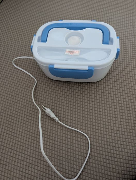 Продавам кутия за загряване на храна