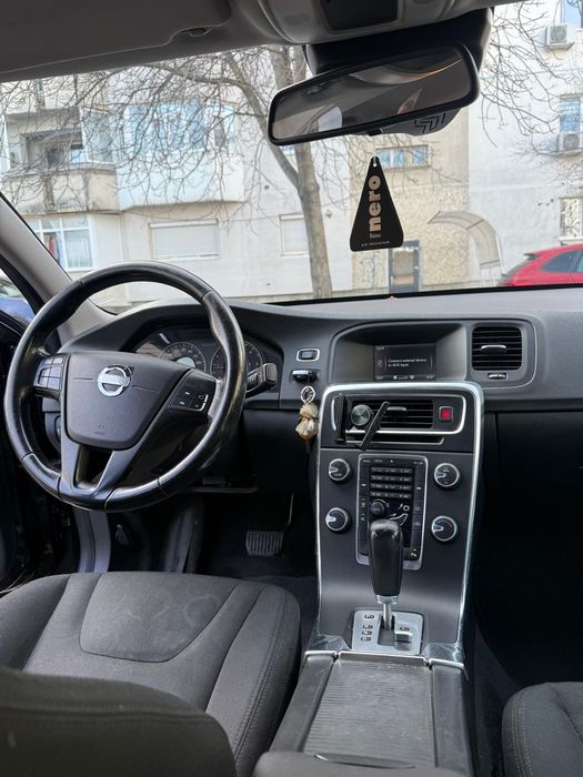 VOLVO S60 0 — imagine 3