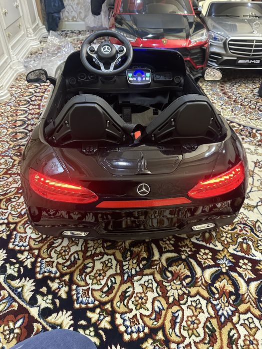 Pultli mashina. Detskiy moshina. Mers