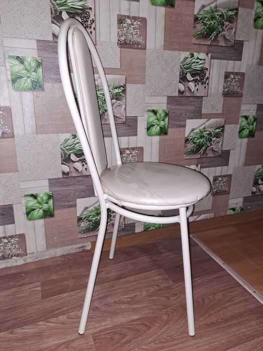 Стулья железные качественные