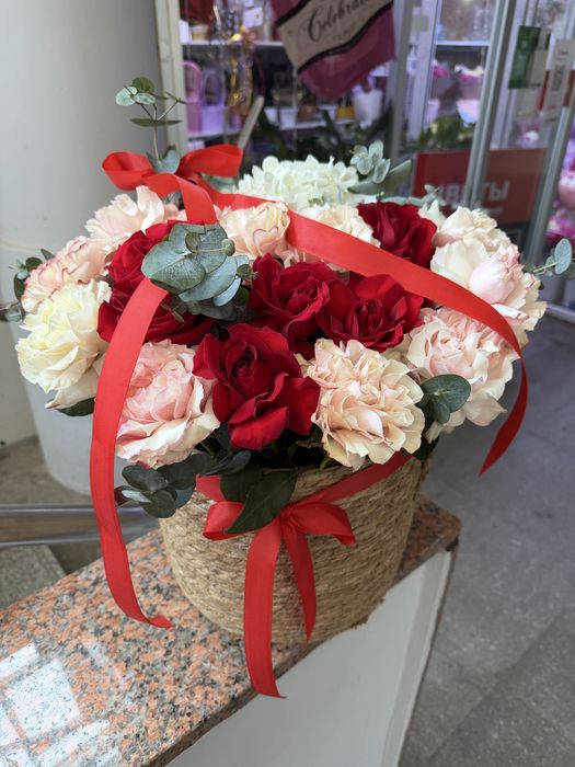 Продам готовый цветочный бизнес.