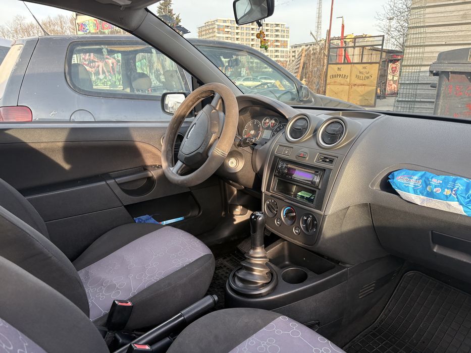 Форд фиеста 1.4TDi