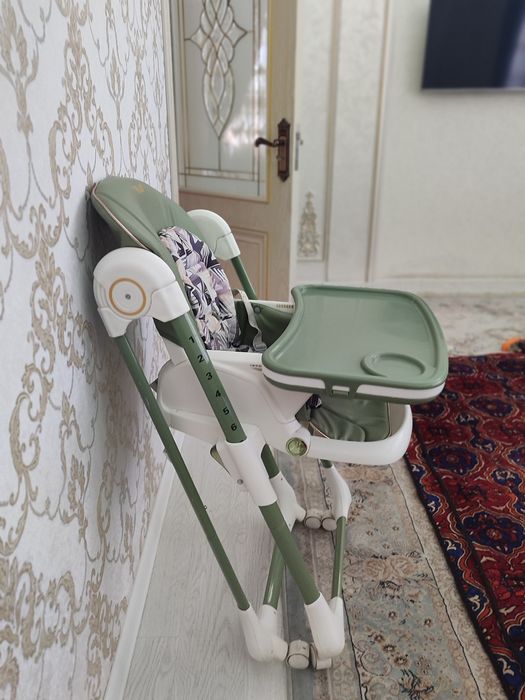 Bolalar ovqatlanish stuli