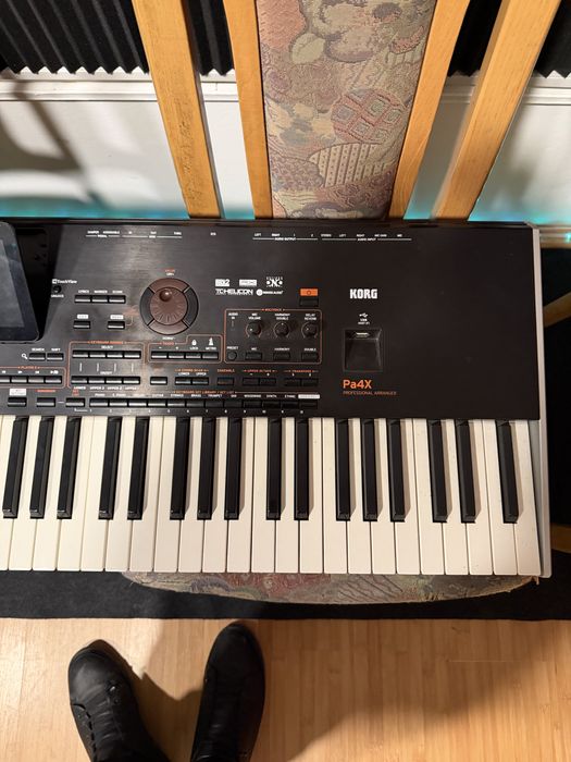 orga Korg Pa4.