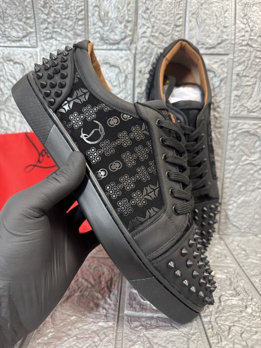 Christian Louboutin Black Tinte