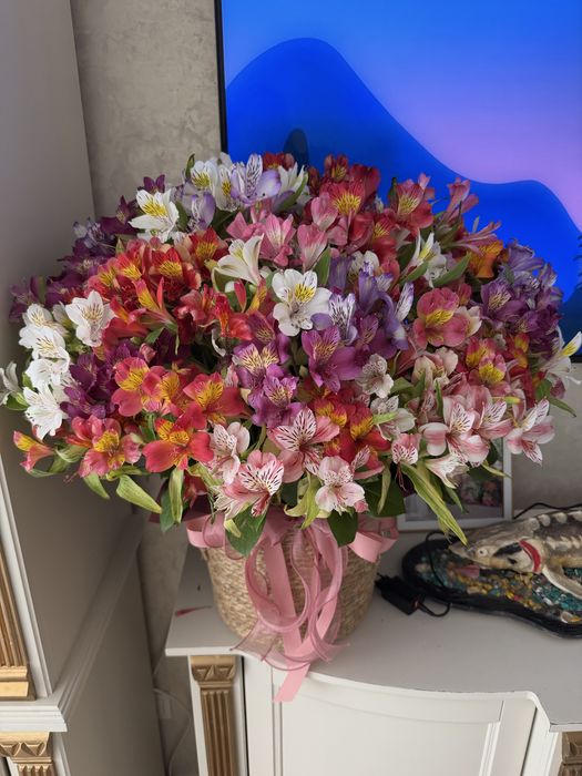 Букет цветов, мне подарилИ