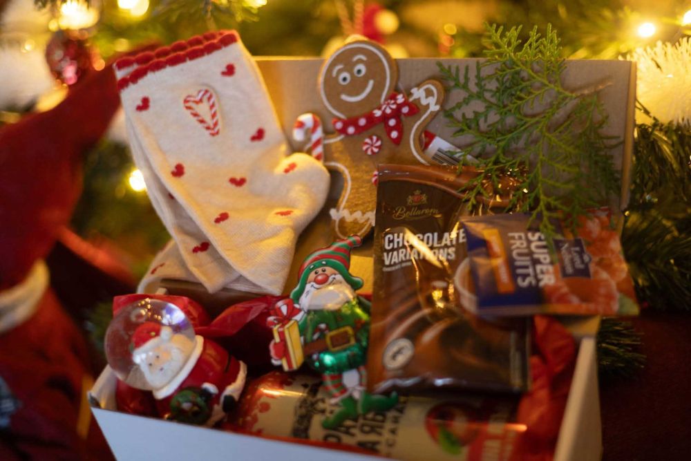 Коледни подаръчни кутии