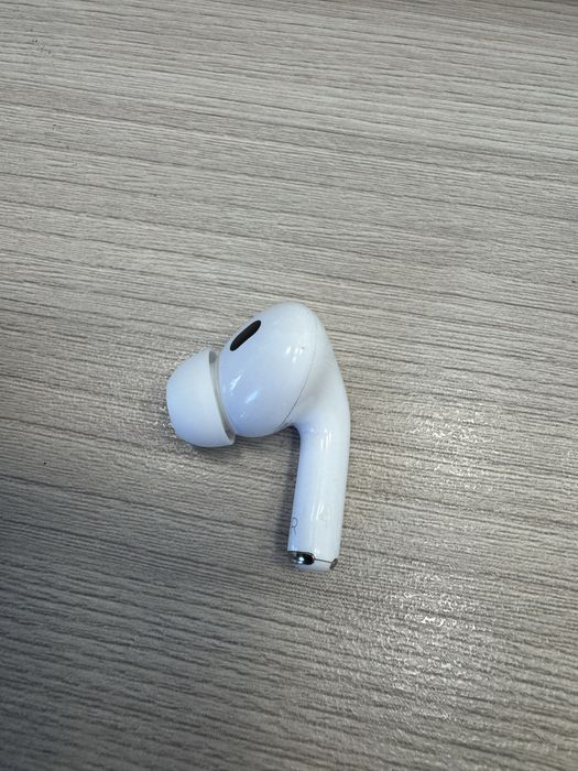 Airpods 2 pro правая сторона