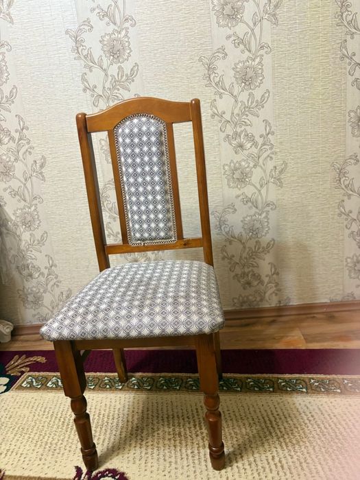 Орындық қоңыр түсті