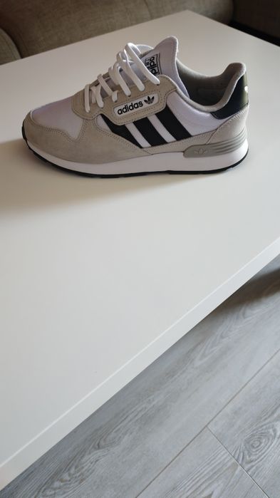 Маратонки Adidas