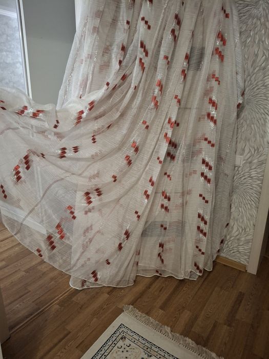 Продам шторы в хорошем состоянии