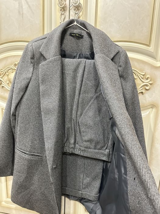 Kastyum shim sotiladi xolatlari zor