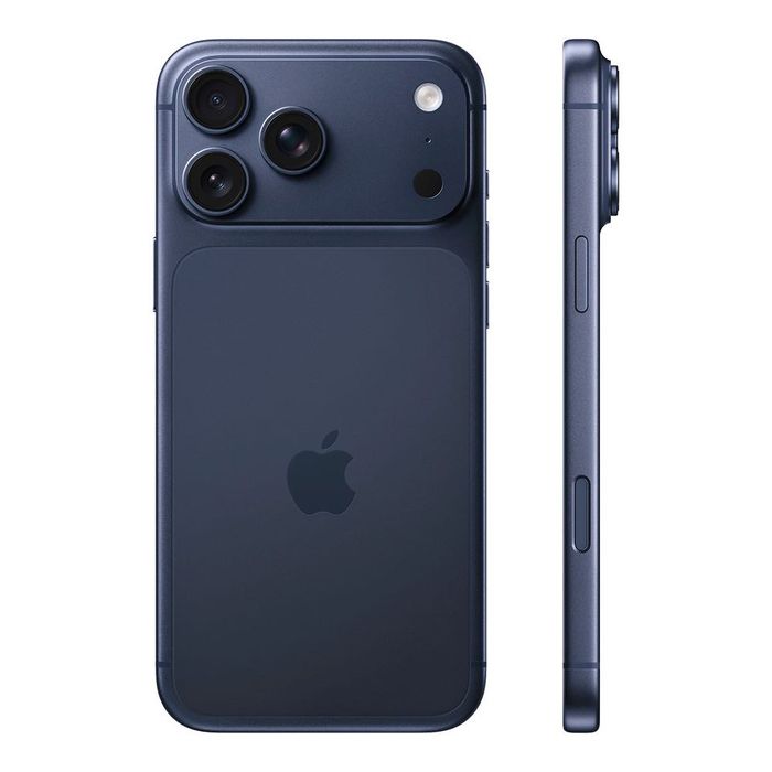 iPhone 17 Pro Max  256 гб /  гарантийный талон на год.