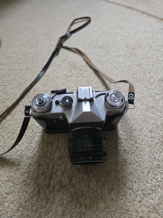 Продам фотоаппарат "Зенит-Е"