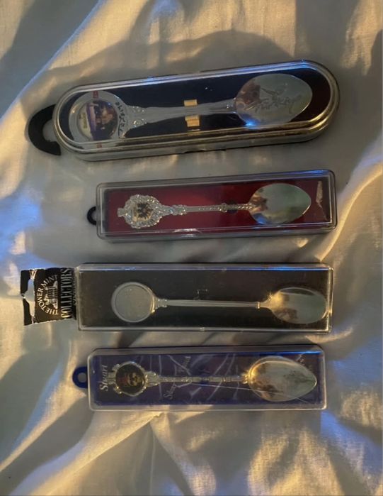 4 колекционерски лъжици