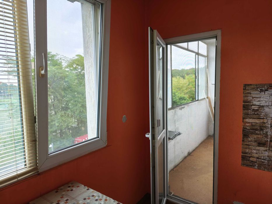 Продава се Двустаен апартамент в София, Разсадника - 65 кв.м за 2385 €/кв.м - Снимка #2