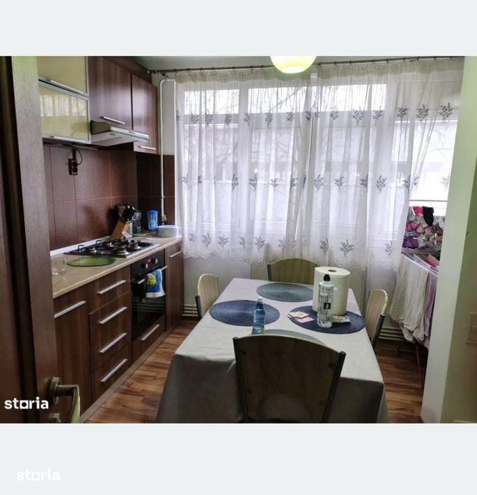 Apartament 3camere Craiovita 1/4,cu centrala,mobilat