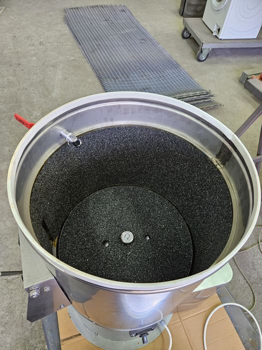 КАРТОФОБЕЛАЧКА И ЛУКОБЕЛАЧКА - 15кг. 2.Картофобелачката е много здрав