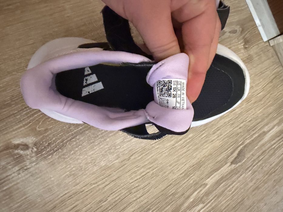 Маратонки 28 номер-15€