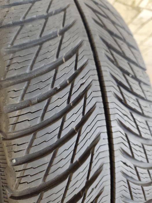 Зимни гуми Michelin 215/65R17  215/65/17