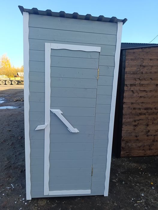 Продам туалет из сосны.