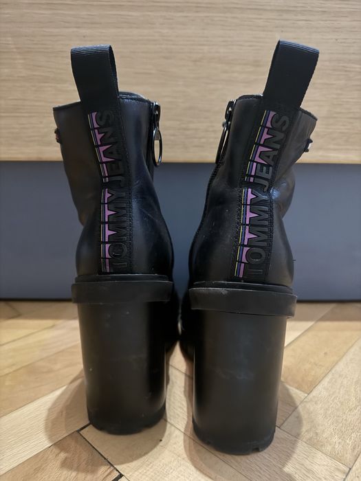 Боти tommy hilfinger