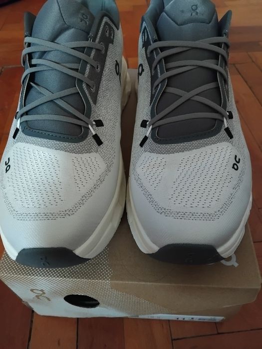 ON  Sneakers Cloud 6