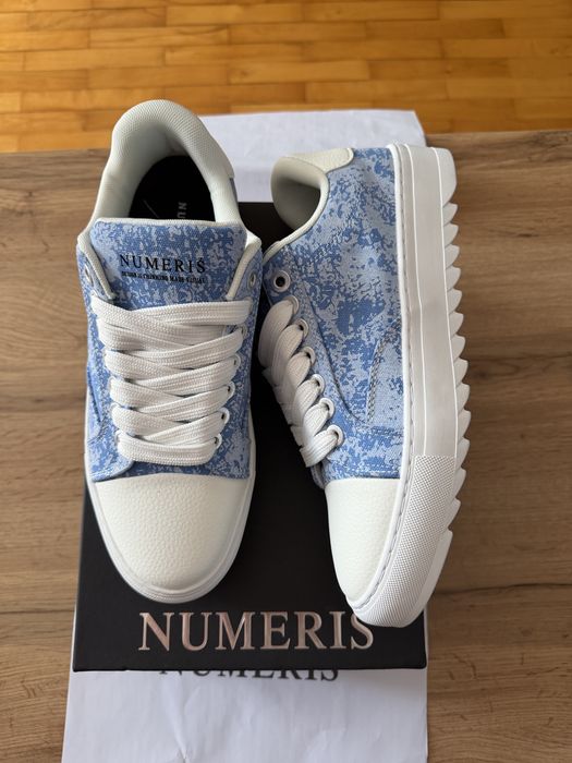 Numeris marimea 43