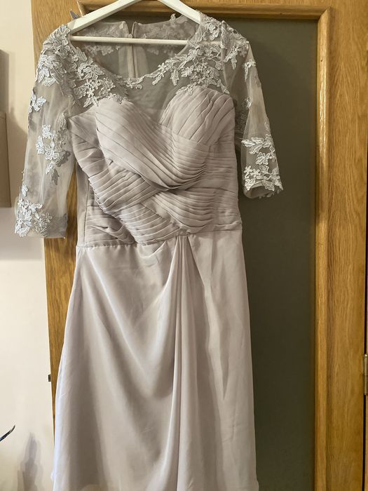 Vand rochie voal nuanta nude!