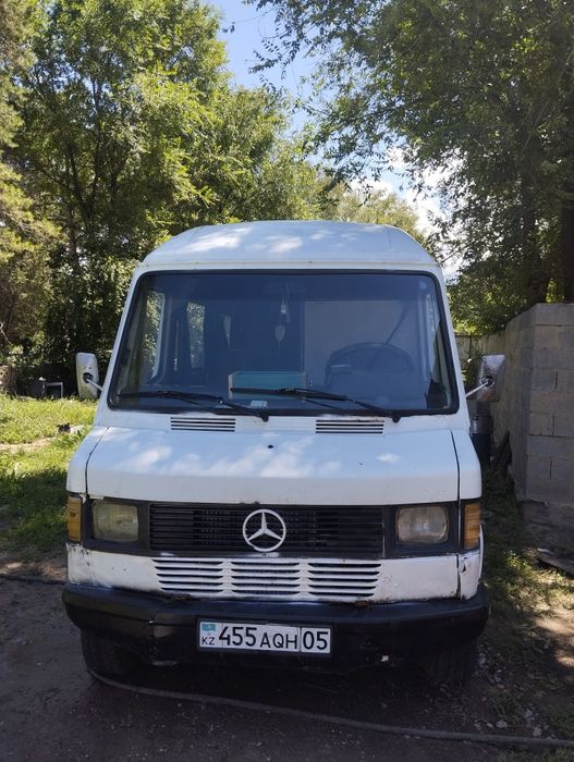 Mercedes 310D 14мест D1 срочно!