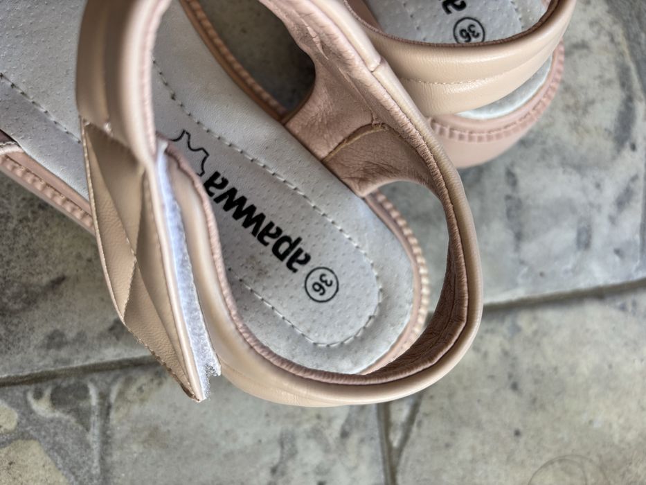 Детски сандали за момиче