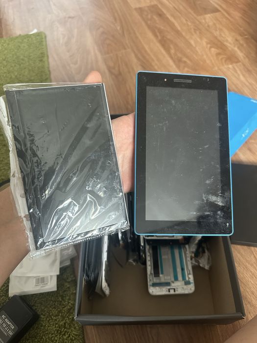 Запчасти на телефон