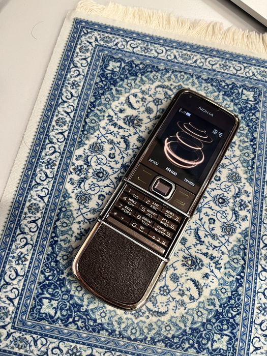 Nokia 8800 saphire art