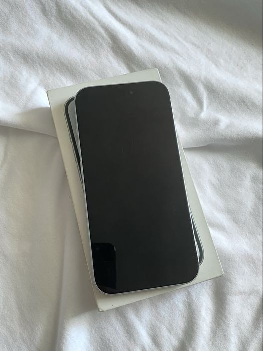 Продам iPhone 15 / Айфон 15