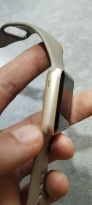 Продам Apple Watch series 1