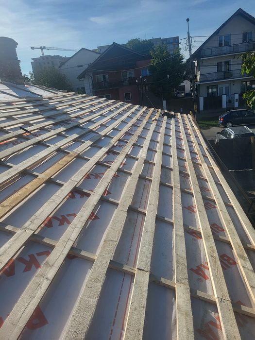 Acoperișuri și Mansardări