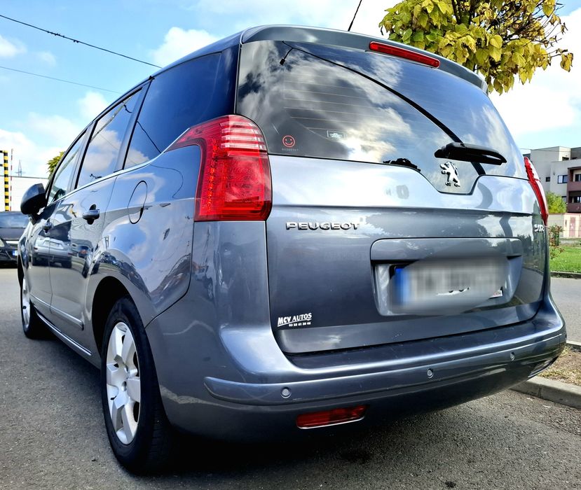 Proprietar vând Peugeot 5008 1.6 HDI, 112cp,2012,7 locuri,euro 5