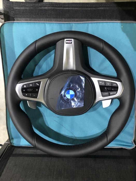 Volan Sport M BMW G11 G12 G20 G29 G30 G31 Seria 3 5 7 Z4 Padele NOU