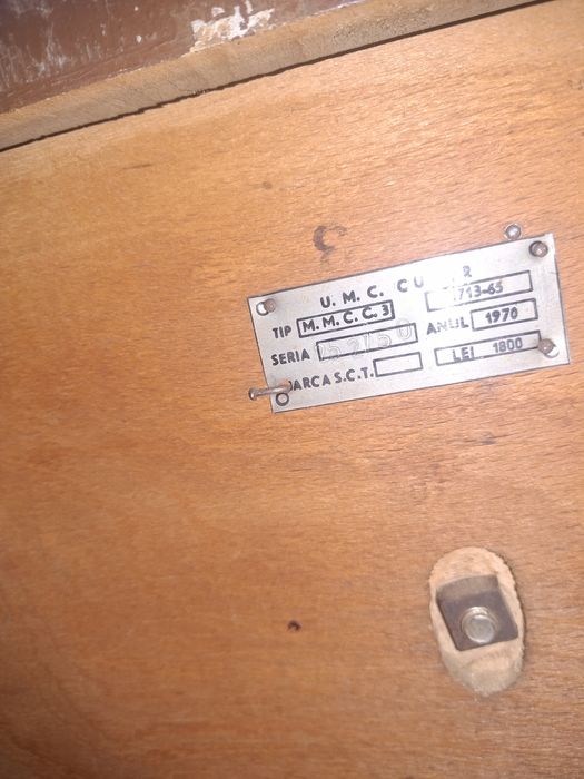 Mașina de cusut vintage Ileana