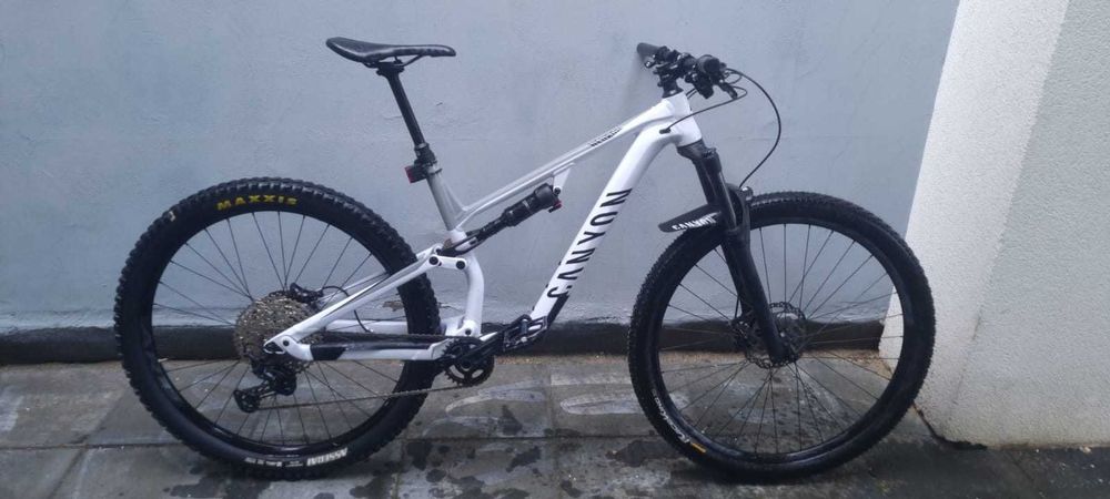 Canyon Neuron Size L
