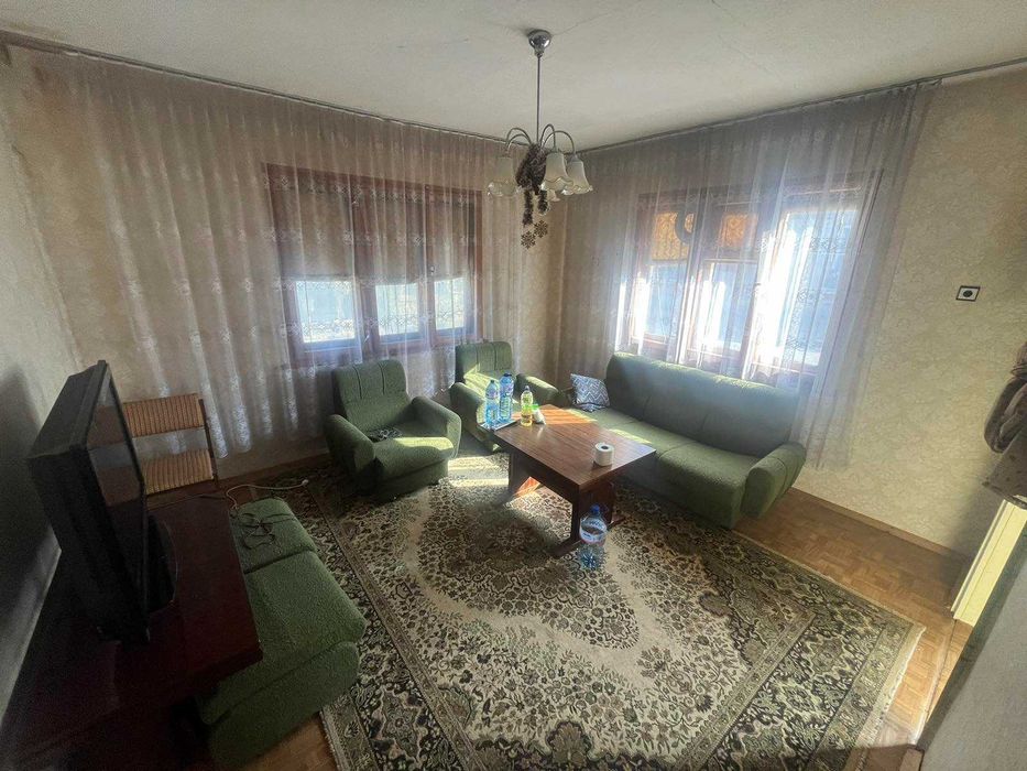 Продава се Къща в Велинград - 240 кв.м за 384 €/кв.м - Снимка #1