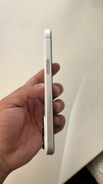 iphone 16   Оте жаксы жагдайда