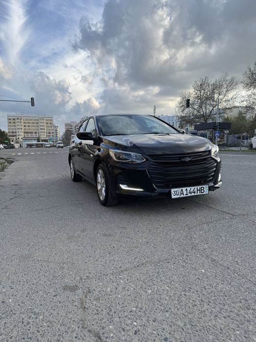 Chevrolet Onix Premier 2 Black