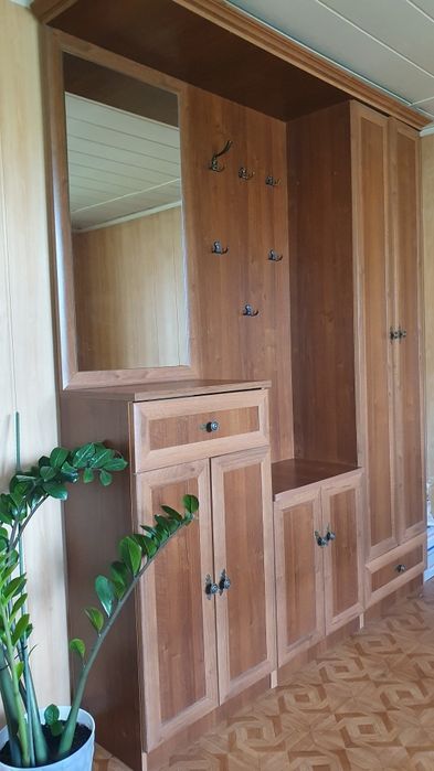 Продам прихожую в отличном состоянии.