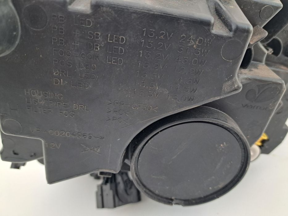 Ляв фар Skoda Karoq Led Шкода Кароя фарове