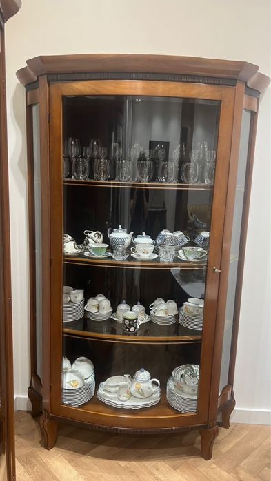 Продается мебель цены по запросу