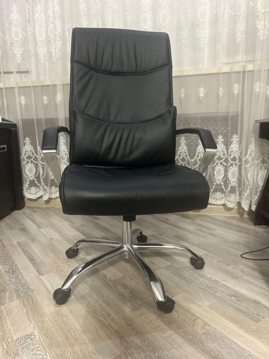 Продам кресло новая