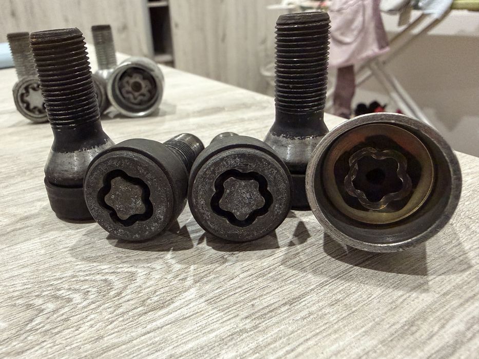 Set Prezoane Antifurt Mercedes BMW VW Skoda Seat Renault Peugeot Opel