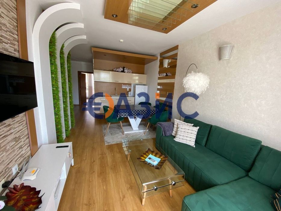 Продава се Тристаен апартамент в к.к. Слънчев бряг - 99 кв.м за 783 €/кв.м - Снимка #1